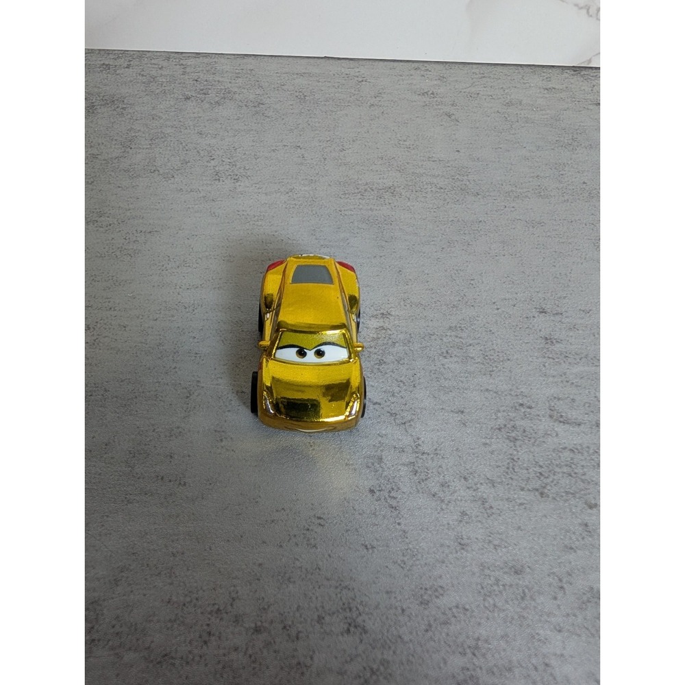 Mattel FBG78 METALLIC CRUZ RAMIREZ #38 Disney Pixar Cars 3 Mini Racer